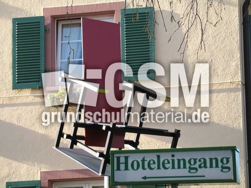 Weil am Rhein Stadt der Stühle 012.jpg
